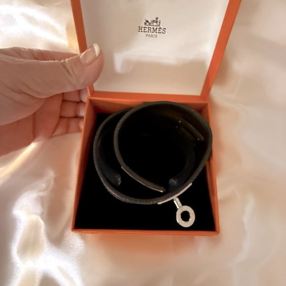 Hermes Kelly Double Tour bracelet authentic preloved. - Picture 3 of 14